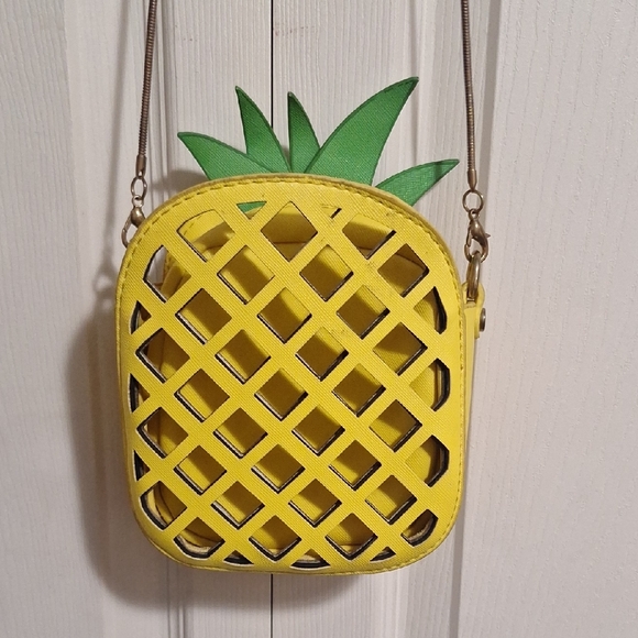 Small Pineapple Crossbody Bag - Yellow Green Cutout - Picture 3 of 14